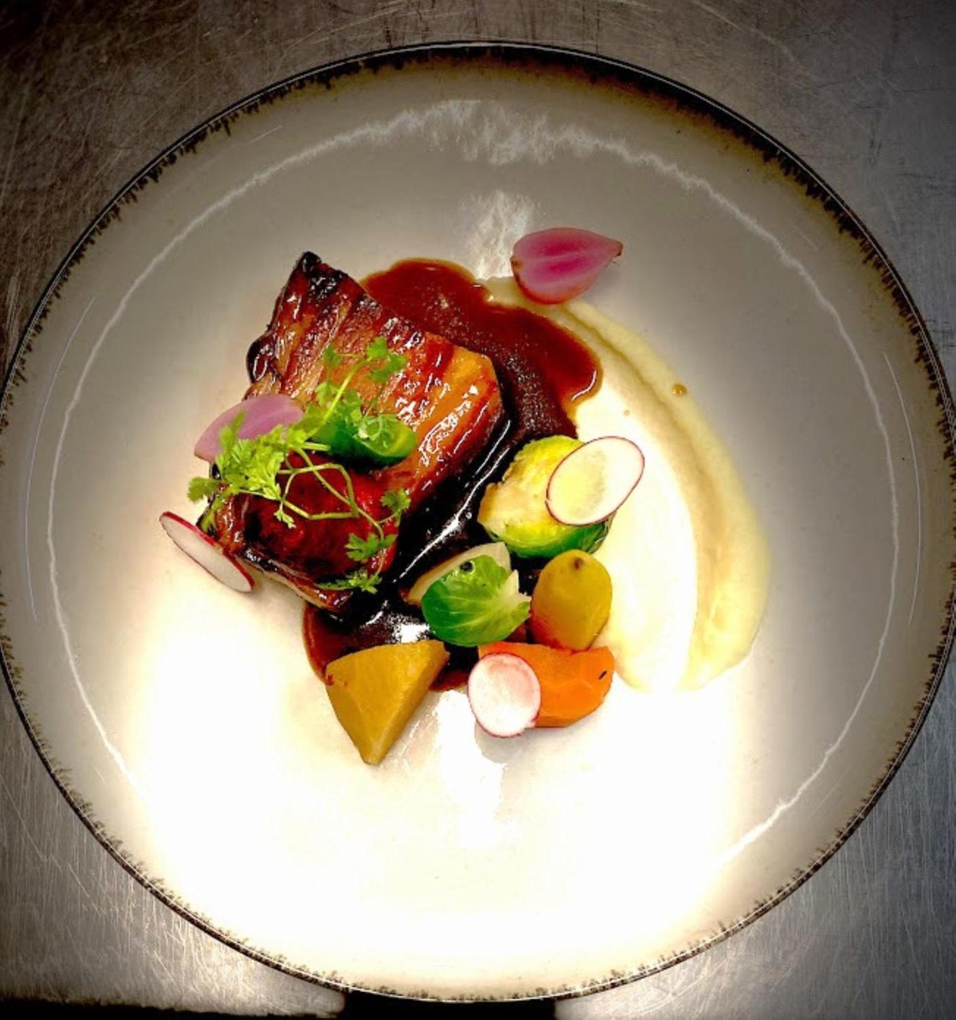 Logis Hotel Restaurant L'Oree Des Bois La Breille-les-Pins ภายนอก รูปภาพ